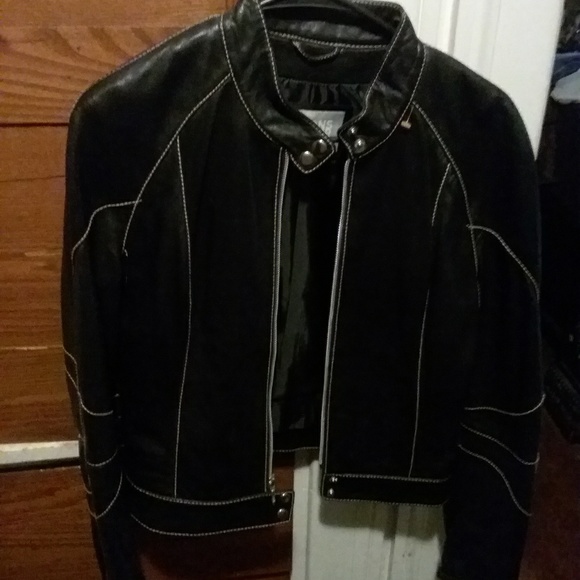 Leather jacket - Picture 3 of 3